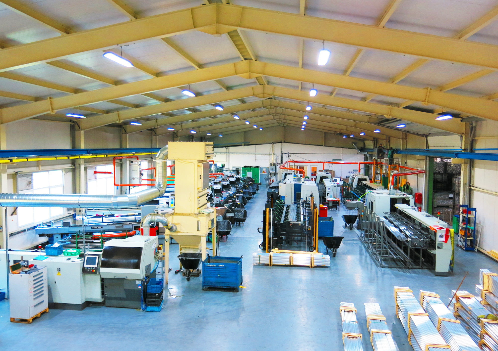 Výrobní a skladovací kapacity