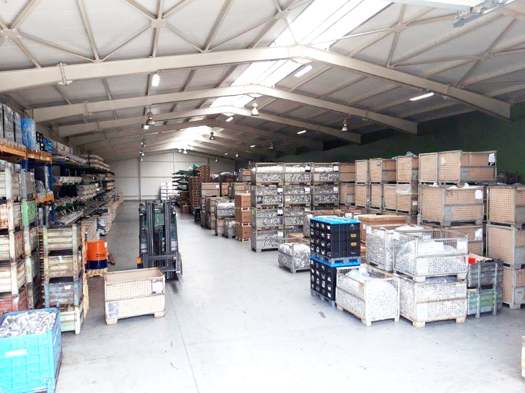 Výrobní a skladovací kapacity